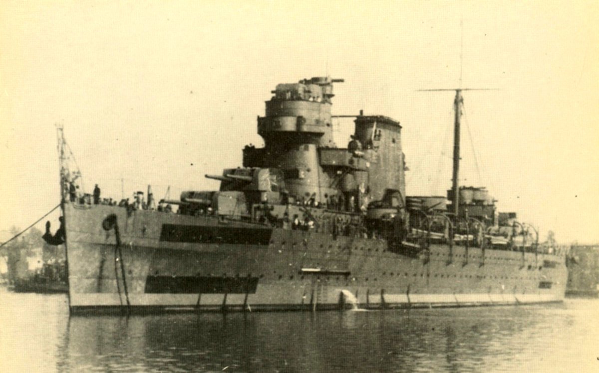 FlMichele69's tweet photo. Cruisers
CA #SPSCanarias C21 (1936-1975)
Canarias Class
๐ท #WW2 With the Spanish flag clearly visible on the hull as sign of neutrality
@Armada_esp ๐ช๐ฆ https://t.co/jm6Vdz2Dvm