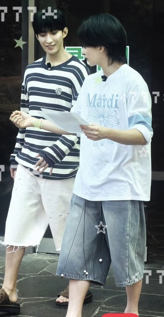 honey_haniyoo_n's tweet photo. 정한이 또인세인에 이어 마르디ㅋㅋㅋ

마르디랑 뭐가 있는건지
아니면 또 뭐 하나에 꽂힌건지 알수없지만
다 잘어울려💕 https://t.co/NdG3EBanwX
