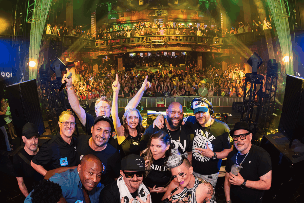 HOBOrlando's tweet photo. ONE MONTH OUT and counting down the days! Labor Day Bash RETURNS to Our House on Sun, Sept. 6th 🎧 Get ready for a stacked night w/DJ ICEY, DJ Magic Mike &amp; MORE! Grab your crew, make your plans, and get your tickets now!
🔗  https://t.co/wUytg5irmt 🎟️ https://t.co/aC1d2dAdge