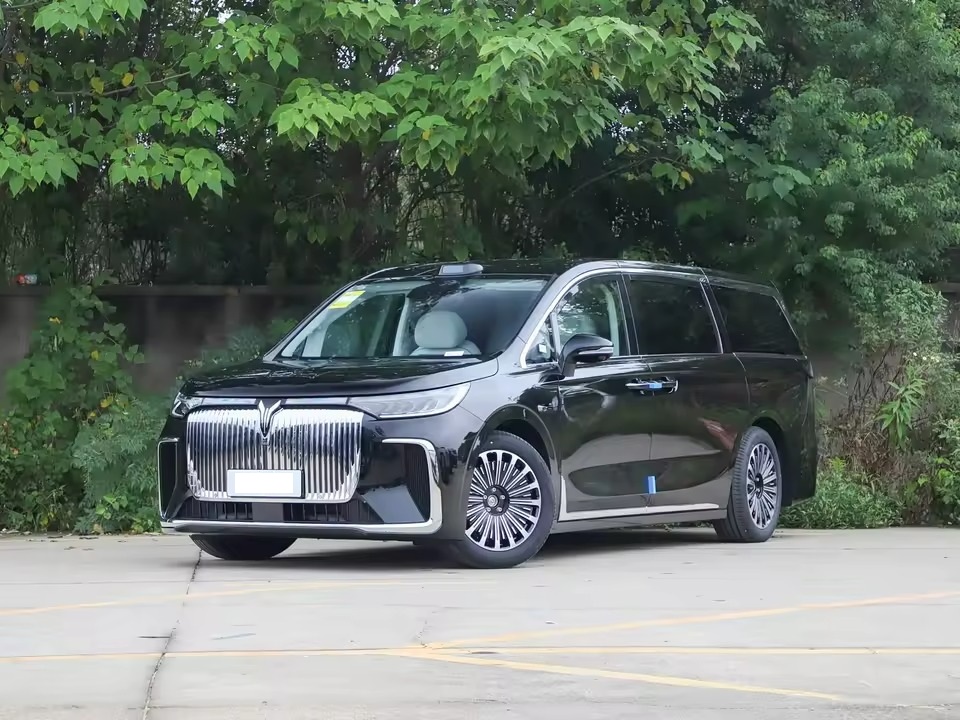MedihubEnt's tweet photo. 2026 Voyah Dreamer-a Hybrid-electric 7-seater 
Luxury MPV-combines Cutting-edge Technology with Luxurious Features

Price: ₦ 58,248,045

Buying | Shipping | Clearing

🌍 We handle the sourcing, inspection, export processing, shipping coordination, and logistics — giving you a smooth and transparent vehicle importation experience.

Join our Vehicle Pre-Order WhatsApp Group through the link in our bio.

#viralpost #CarImportation #VehicleSourcing #CarsNigeria #ChinaCars #PreOrderCars