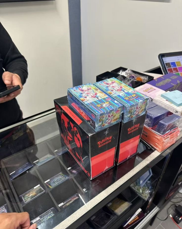 Andy_degens's tweet photo. Which one are you ripping first? 👀

Team Rocket or Sylveon?

This lineup is absolutely stacked. 🔥 https://t.co/PTL25FrWvM