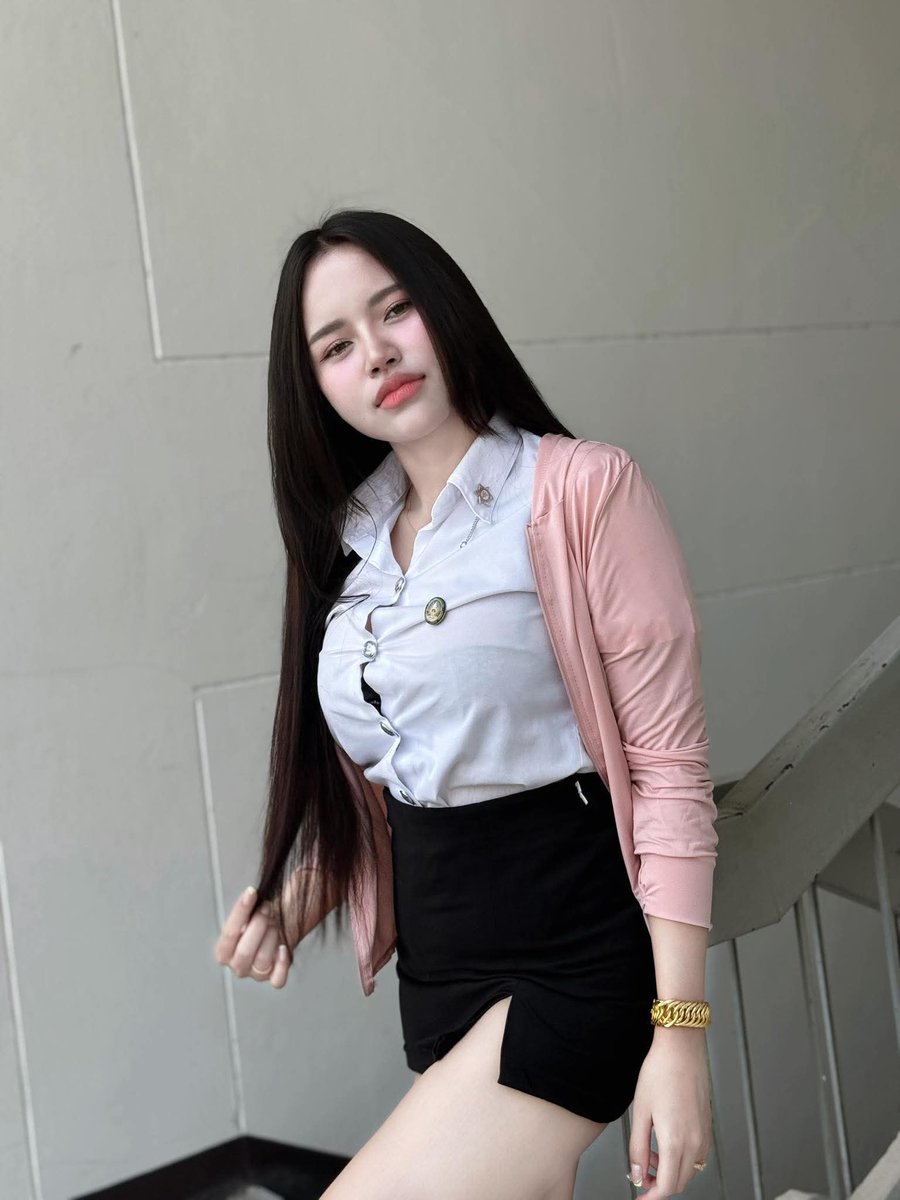 nasoy69's tweet photo. ทรงนี้คิดว่าโดนจารย์พาไปตอกบ้างยัง

#สาวน่าซอย https://t.co/o8qLl4TAIT