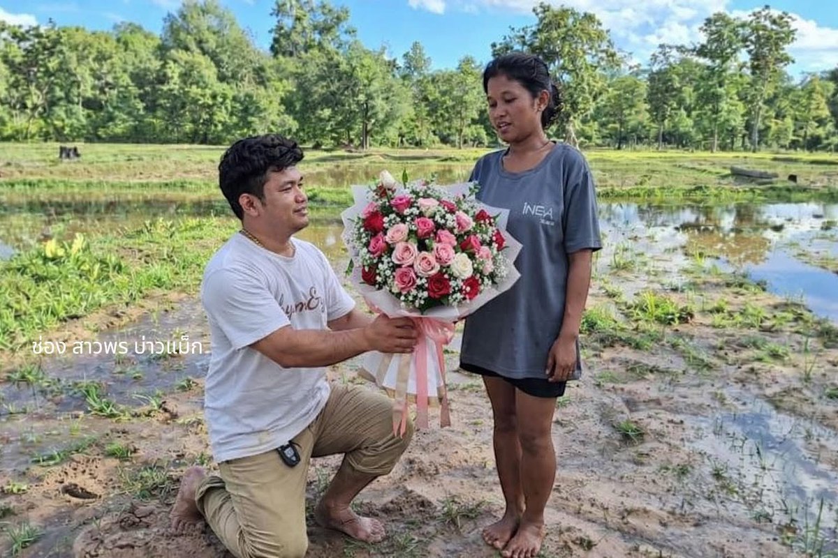 claudiamarialm's tweet photo. ให้ทุกเทศกาล คนมีแฟนเนาะ🥰

📌พิกัดสาวพร : https://t.co/3LQOIzdpjx

#หวยลาว #ลาวพัฒนา #หวยงวดนี้ #เลขเด็ด https://t.co/jX222TWFUi
