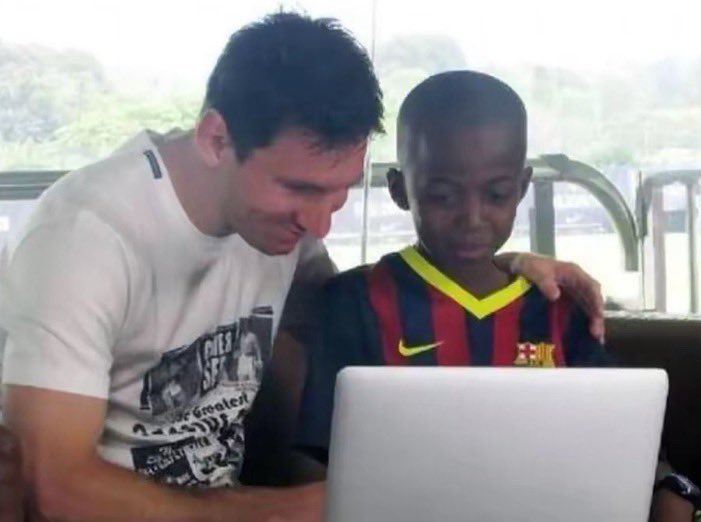 abrabor_'s tweet photo. A rare picture of Rodri with Lionel Messi in his la masia days ❤️ https://t.co/iECudWXRkY