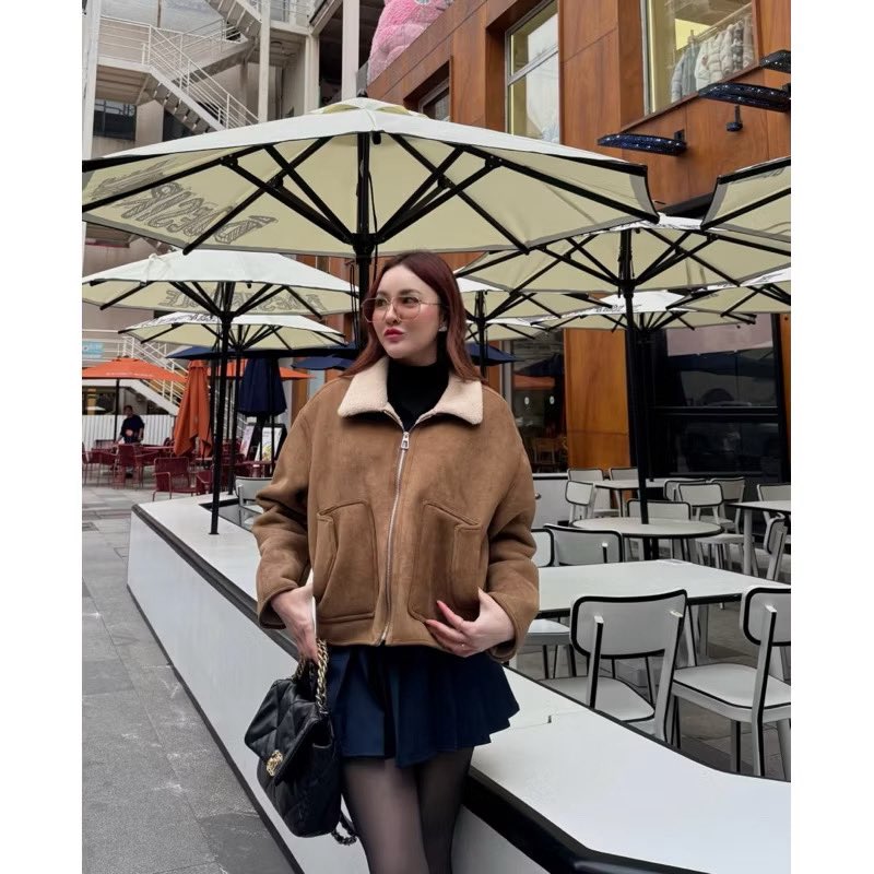 jimojik's tweet photo. ส่งต่อแจ็คเก็ต MALIMAYS Harrow Suede Jacket 

650 รวมส่ง ดูเพิ่มเติมเดมมาได้เลยค่า 

#ส่งต่อmalimays #malimays #ส่งต่อเสื้อผ้า #โล๊ะตู้ #ส่งต่อเสื้อผ้ามือสอง #ส่งต่อเสื้อ #ส่งต่อเสื้อกันหนาว #ส่งต่อเสื้อโค้ท https://t.co/JpgCEueEPa