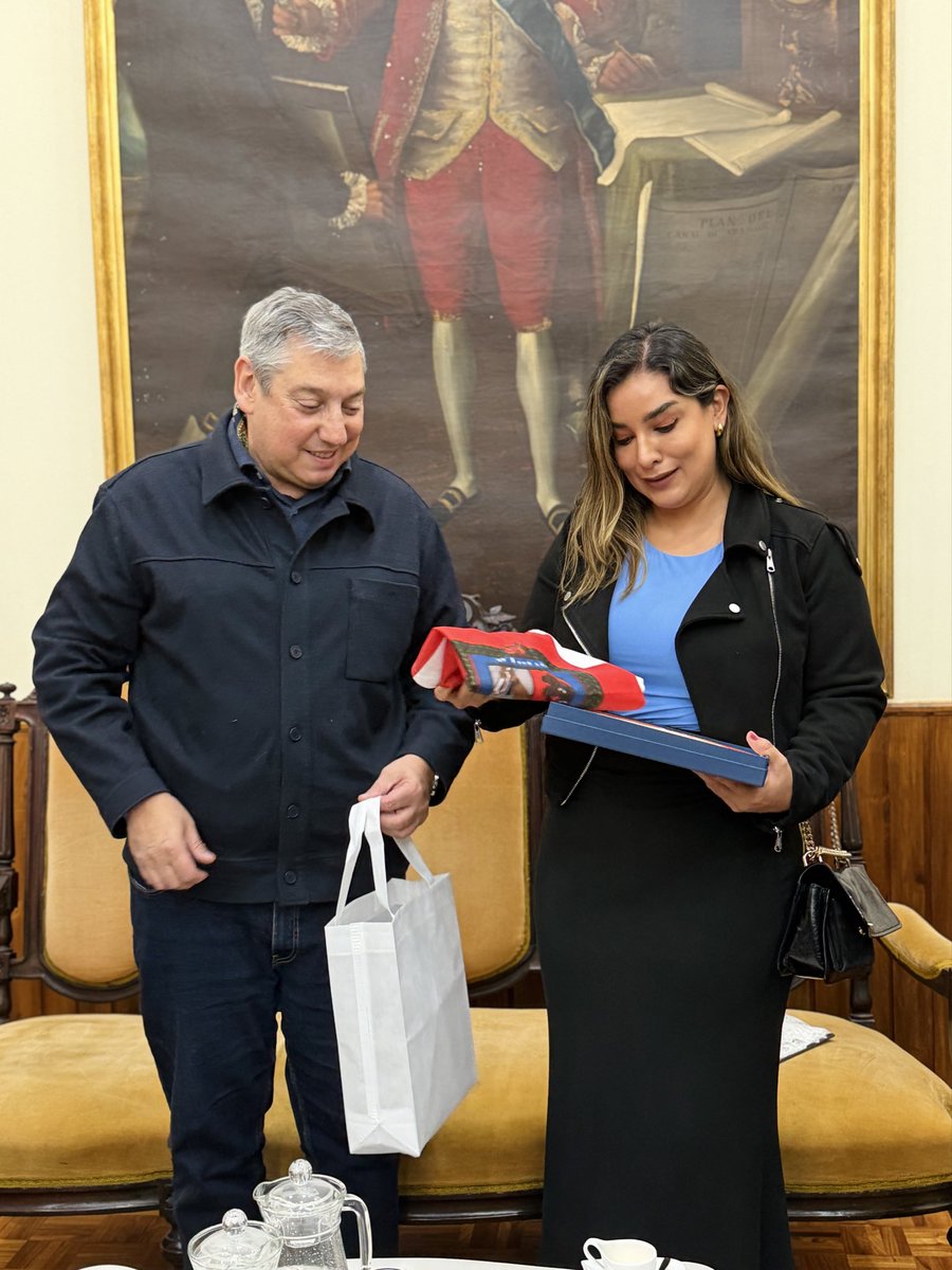 PajaroEnciso's tweet photo. Recibimos a una delegación de Aguascalientes, México, con el proyecto #SaberesQueConectan. La visita a emprendimientos de conservas, panificados, entre otros, refuerza el intercambio de saberes y genera posibilidades de cooperación, capacitación y desarrollo para ambas regiones.@Arturo_Torres62