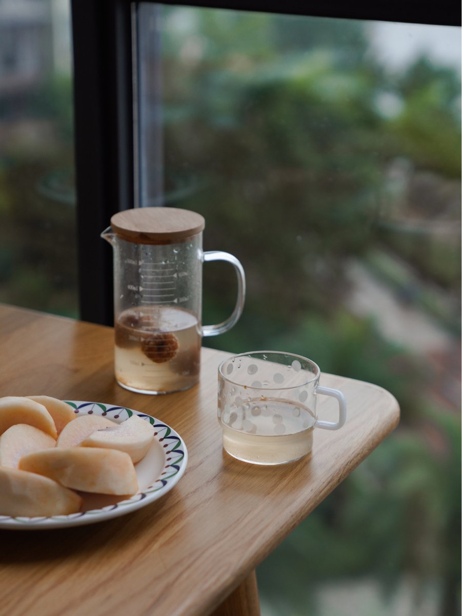 MaggieAledambe's tweet photo. Just had the best iced latte on a rainy Tuesday—small wins hit different when I least expect them ， https://t.co/aXd6ljvTFZ