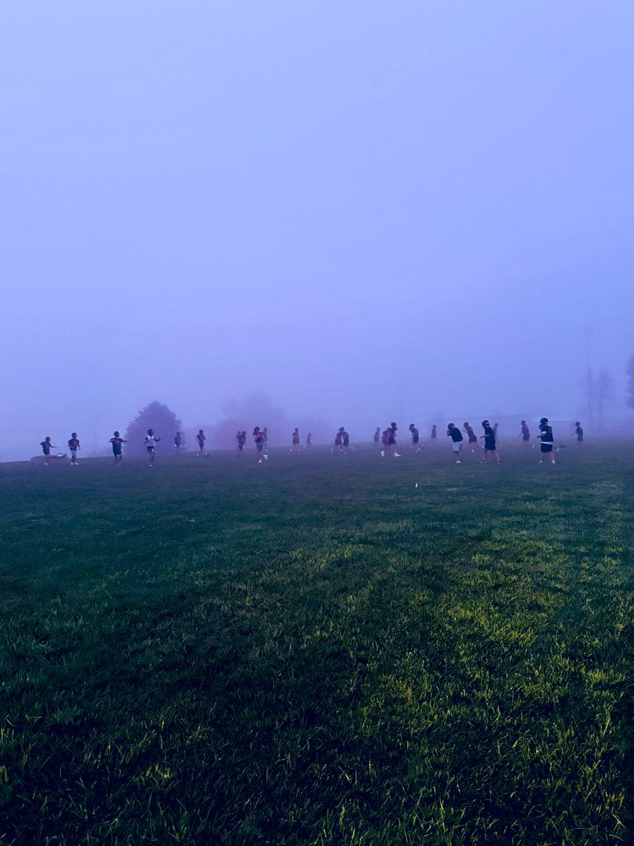 tricenterftball's tweet photo. Fall Camp Day 4 in the books!
What you do when no one is watching is what defines you #DemandMore https://t.co/WbMqTuP4lv