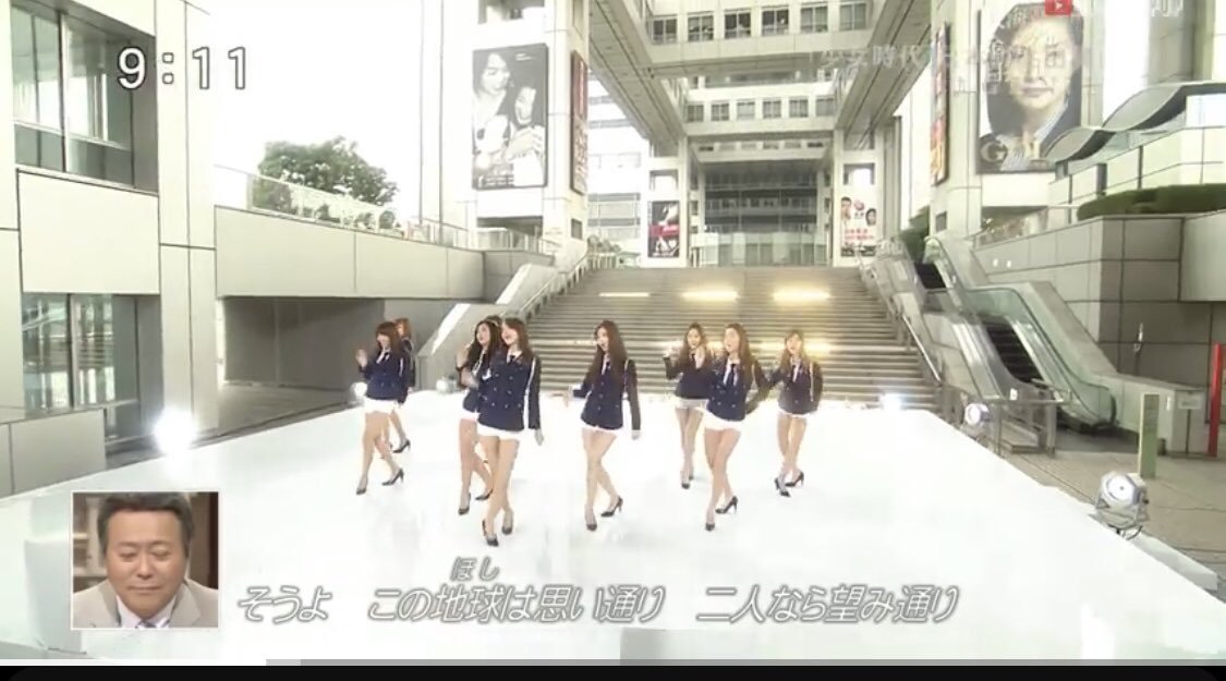 daisyjty's tweet photo. snsd used to perform their songs just anywhere https://t.co/UPAj9nhur8