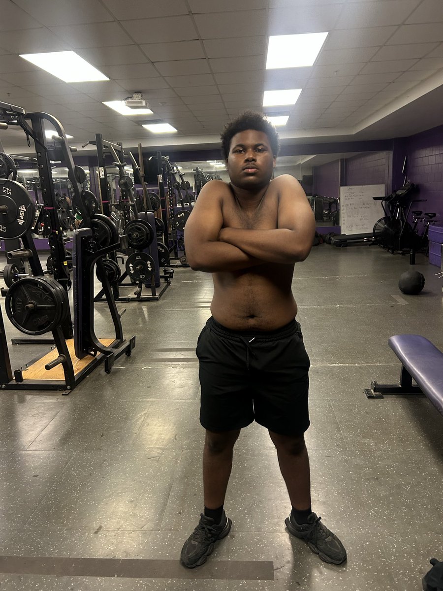 55atweaker_'s tweet photo. #juniorseason #bigseasoncoming⏰

@CoachHughes254 @CoachJLaRue @youareathlete https://t.co/KghzAeVMPA