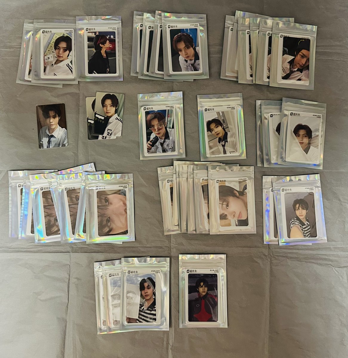 ItsMandyhere94's tweet photo. Qq music card from Smtr 25
If you want to get them, please don’t hesitate to dm me👻👻
#smtr25 #hamin #hyunjun #justinjay #jayjay #songha #hanbi #daniel #tata #haruta #kassho #kachin #woolin https://t.co/01dYAemVjM