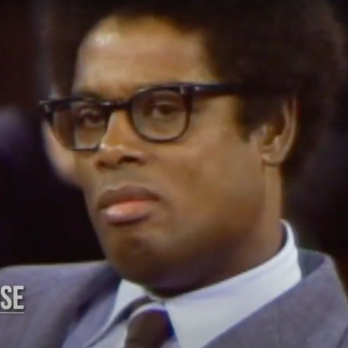 sowelleconomics's tweet photo. Thomas Sowell: “What is called ‘democratic socialism’ is just a more polite name for the same old failed system that concentrates power in the hands of politicians and bureaucrats.” https://t.co/LvJpf4nBQd