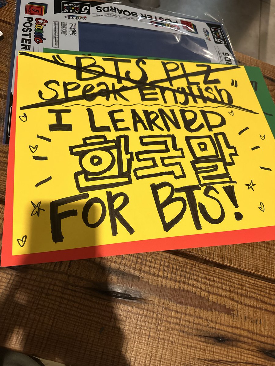 bulletproofkp's tweet photo. My sign I just made in my hostel lobby for d2 Foxborough tonight 💜

(In reference to those damn Weverse live comments 😤) https://t.co/D1tnyUDF3i