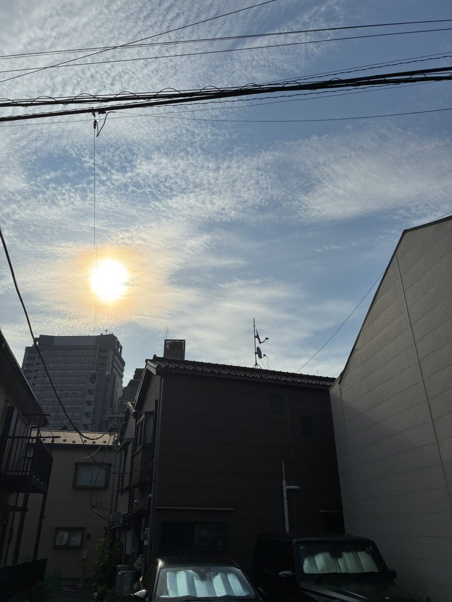 RespectandZeal's tweet photo. 日付変わっての金曜日。今週もあっという間に終わりそうです。
試験結果はとりあえずの待ちですが、受かっていることを期待して2次試験の勉強を少しずつ始めております。
もし落ちていたとしても、来年にまた受験するので今からやっておいて損はないのかなと明るく前向きに考えております。 https://t.co/s6vvBDOxP4