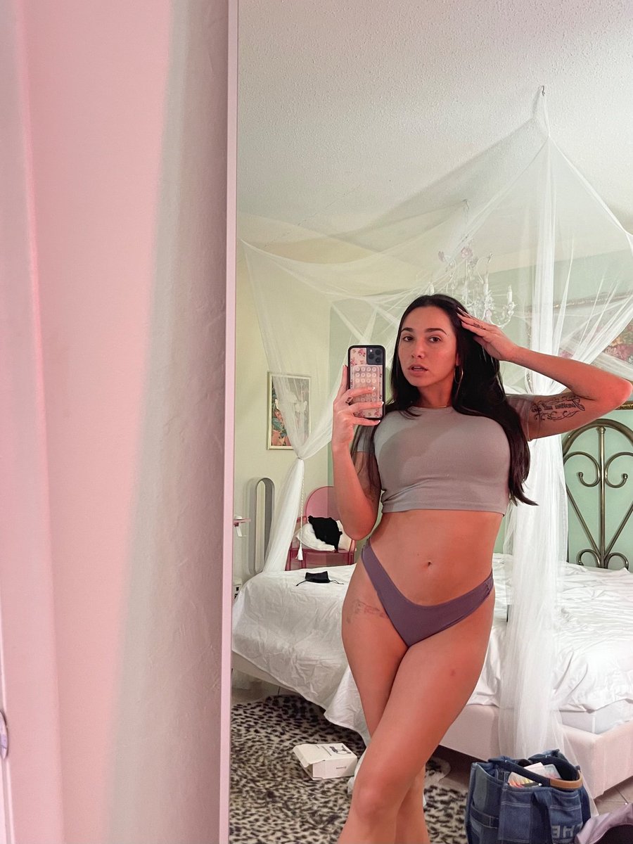 PrettyAss13l's tweet photo. Who up rn ? I’m down for a link 
#dallas #dtx #dallasmeets #dallasfreaks https://t.co/DB5SircM44