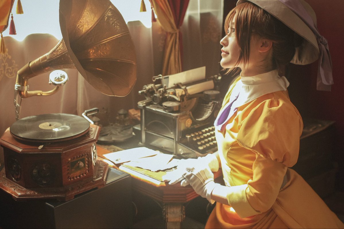 morrowiri's tweet photo. ジェーンがレコードから音楽を聴いているようなシーン
クラシックが流れていそう💿
横顔を美しく撮っていただけました📸
📸：@and_lib_ 様 https://t.co/aYOuD3bmHI