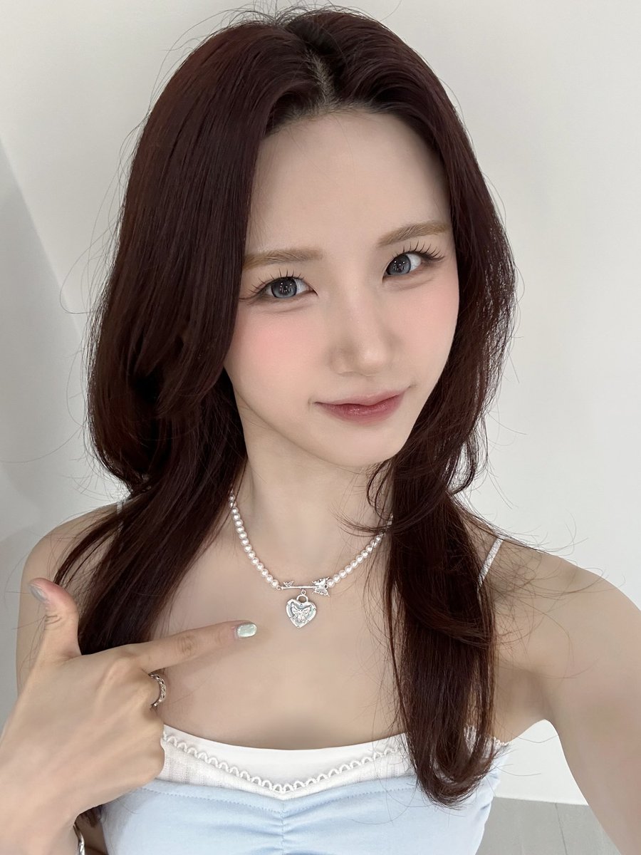 I_m_chillin's tweet photo. #사랑스럽지윤

제 7의 섬의 날 함께했섬~🏝️

#ICHILLIN #아이칠린 #JIYOON #지윤 https://t.co/oowhpqAeXS
