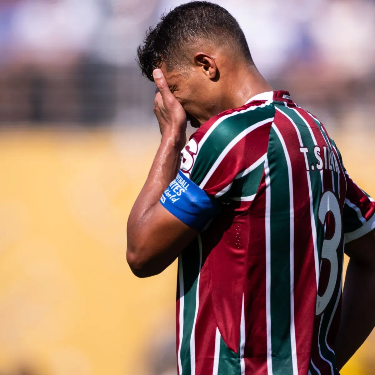 newscolina's tweet photo. Thiago Silva já foi eliminado três vezes pelo Vasco na Copa do Brasil.

📆 2006
📆 2025
📆 2026

Pode falar: freguês? 😁💢 https://t.co/GntmYKZR4x
