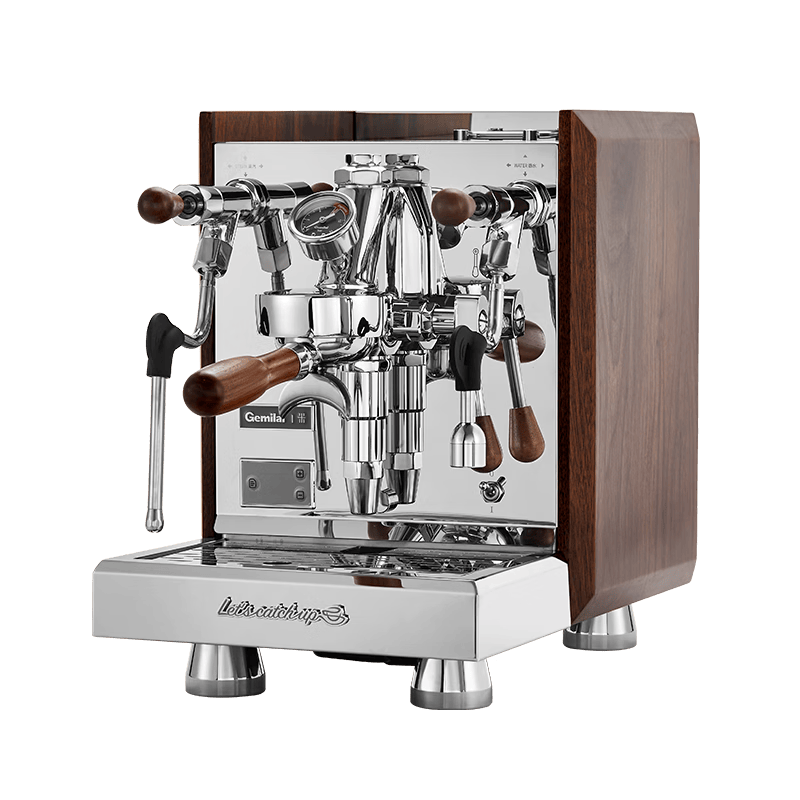 jmph_io's tweet photo. Just tested the new smart coffee maker that brews exactly how you like it – it learns your taste after 3 days and hits different every morning. Game changer for my 7 AM grind.  #NewExperience， https://t.co/SFyniH7j6w