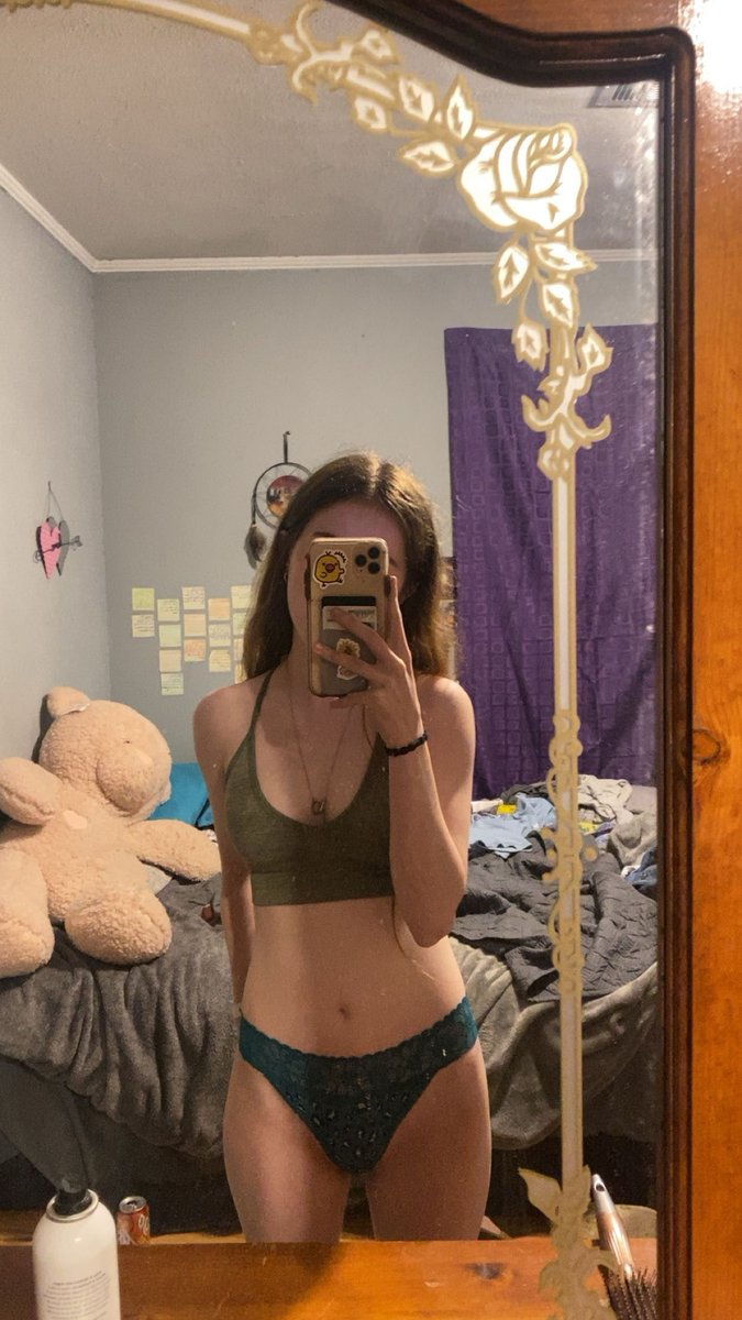 Caitlynmarg's tweet photo. front or back? https://t.co/RaQG9Mcogl