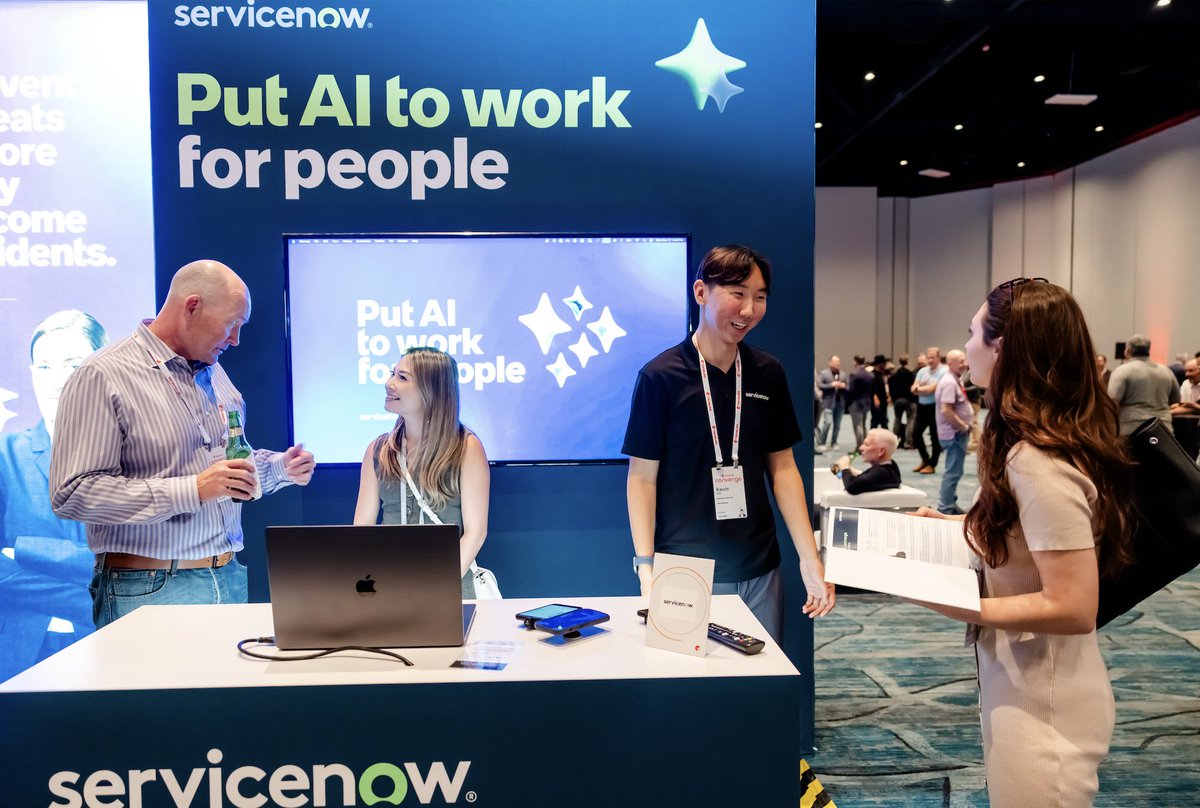 Tanium's tweet photo. #TaniumConverge 2026 is where the #AutonomousIT movement is lifting off. 🚀 

Now partners can put their brand at the center of that moment in front of +3,000 leading IT and security decision-makers.

Explore the prospectus: https://t.co/YqQGsLCndC 

#UnstoppableBusiness https://t.co/C4uqUExwss