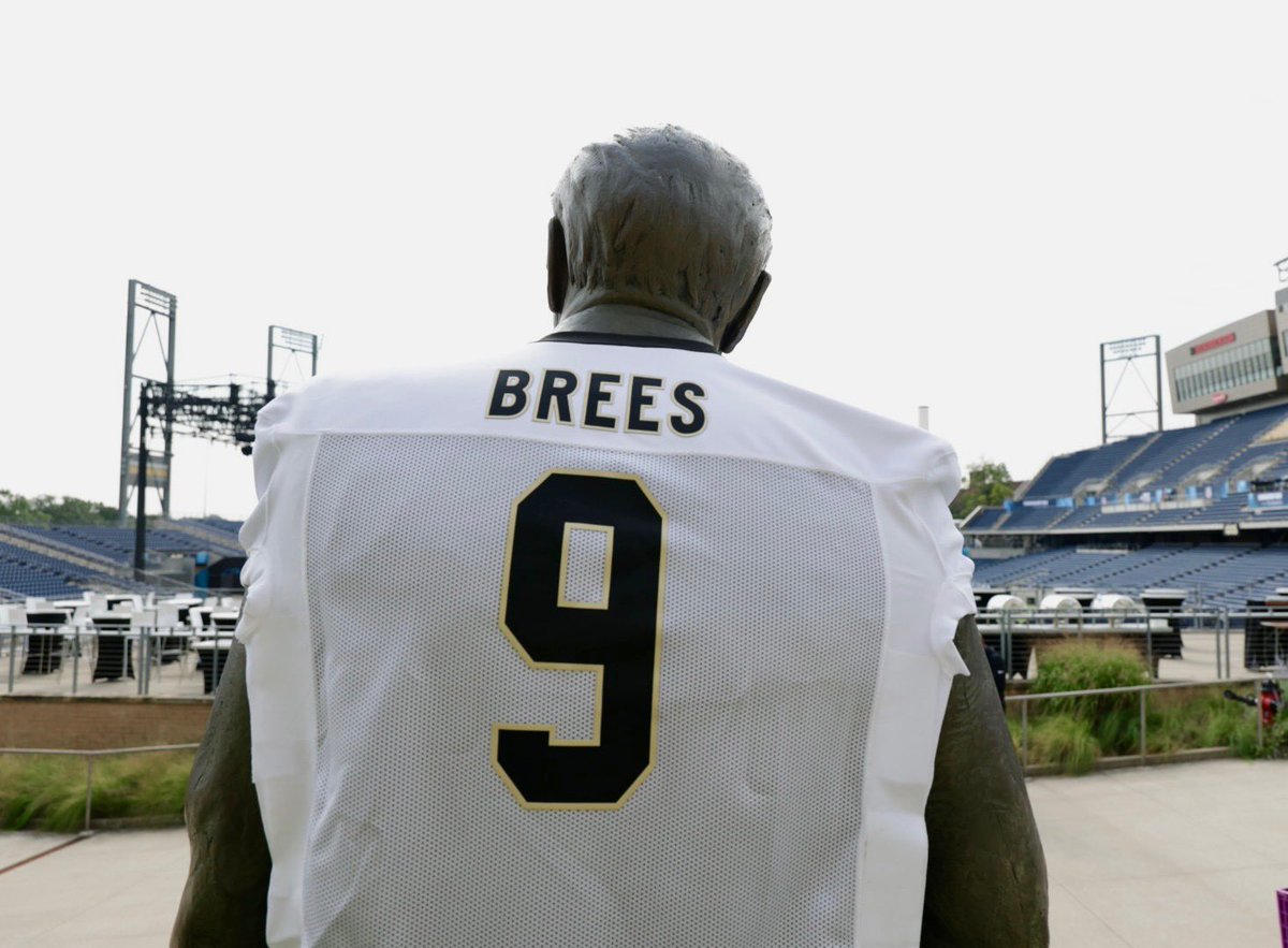Saints's tweet photo. At Tom Benson Stadium ⚜️ https://t.co/z9O2z326LB