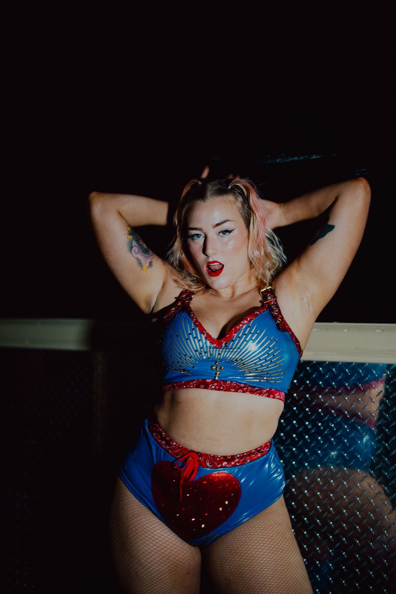 AllieKATCH's tweet photo. WORN GEAR 444 SALE
-as seen on TNA, GCW, Beyond, F1RST, HOG &amp; more
- 🇺🇸 🇨🇦 🇯🇵 🇬🇧 

email alliekatbookings@gmail.com 
SeRiOuS iNqUiRiEs OnLy https://t.co/5omQV4EGNz