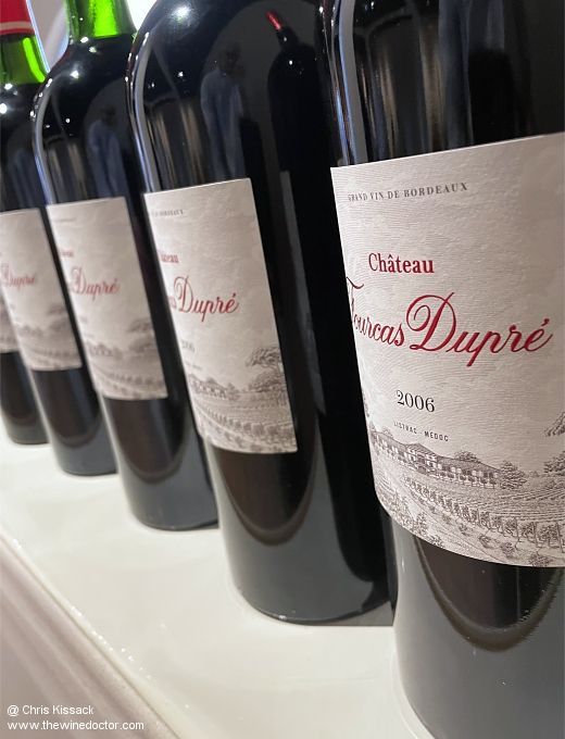 chriswinedoctor's tweet photo. Another chance to see: My report 'Something Old, Something New' as I take a seat in the cellars for dinner at Château Fourcas Dupré and report on five wines, old and new, I tasted.
https://t.co/y3btAf0ume
[subscribers only]
#fourcasdupre #listrac #listracmedoc #bordeaux #wine https://t.co/1GpEp5PfVP