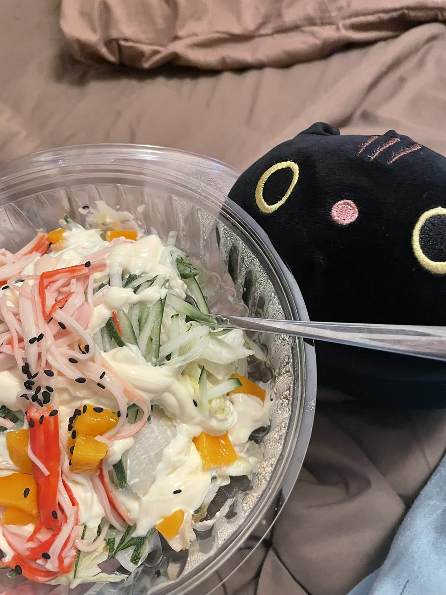 catzioo's tweet photo. eat healthy everyone 🫰 #foodtwt https://t.co/QhO2gs2qpN