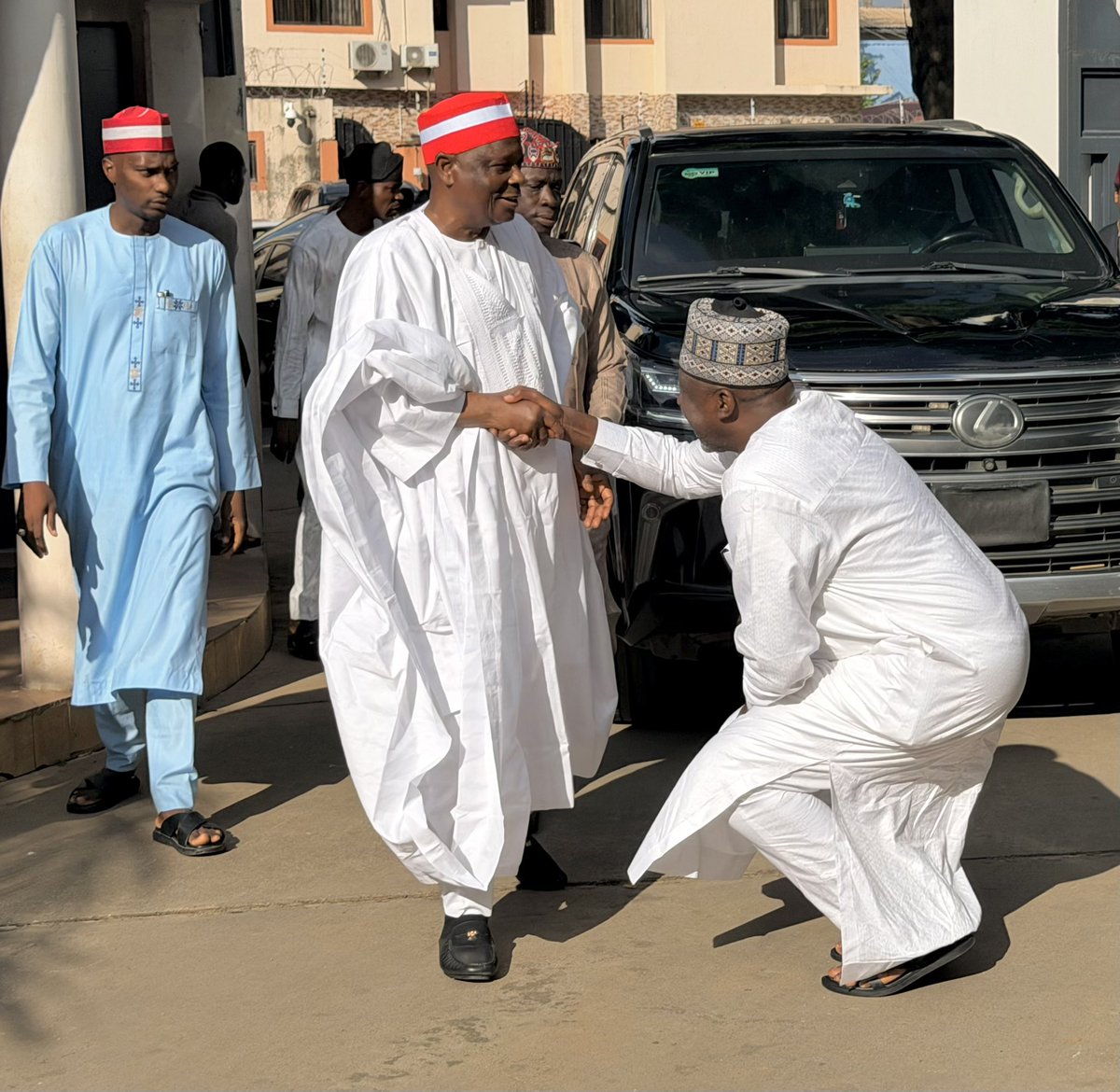 SaifullahiHon's tweet photo. His Excellency, Sen @KwankwasoRM, PhD, FNSE, today, thursday (6 August 2026), attended the third-day Fidau prayer for the late Alhaji Alhaji Sardauna at his Area 11 residence in Abuja, where he joined family, friends, and associates in praying for the peaceful repose of the deceased’s soul and condoling with the bereaved family.