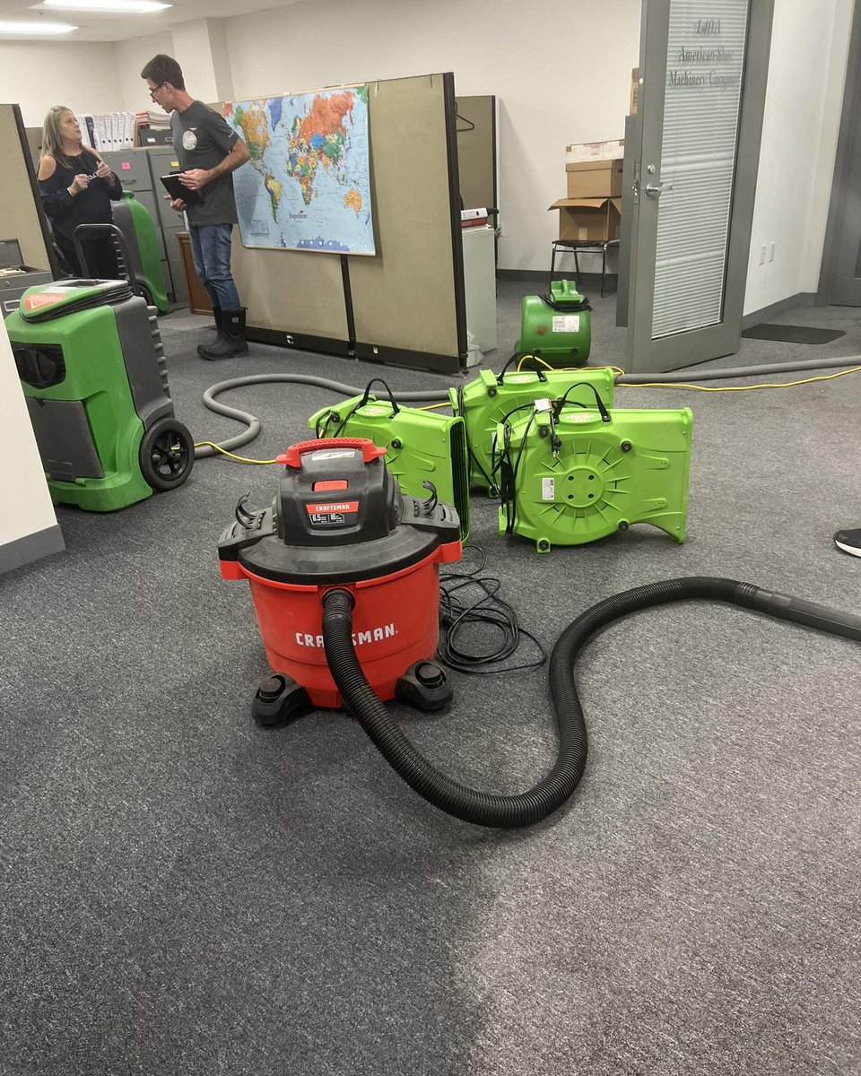 ServproBeverly's tweet photo. Meet Dan, our water damage specialist. He's expertly handling a hidden leak and getting all the drying equipment ready to go. Need help fast? Call or text (978)-927-8665. #BeverlyMA https://t.co/y8IEwRruQA