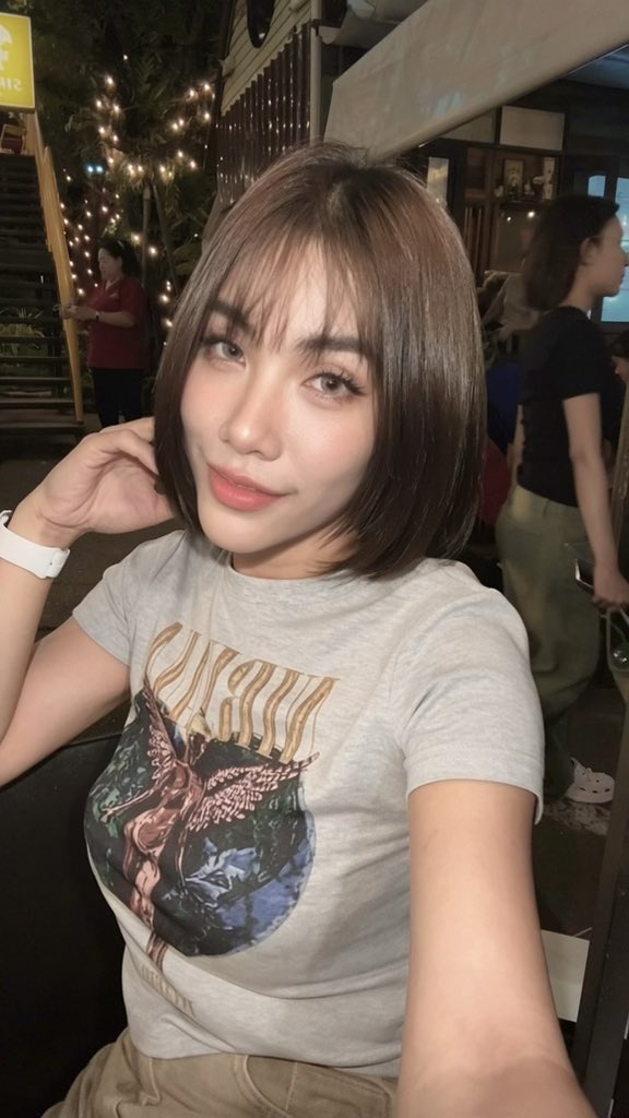pirompuck13141's tweet photo. พอได้ปะ วงการผมสั่น🤣🤣 https://t.co/ARCHiv17HF
