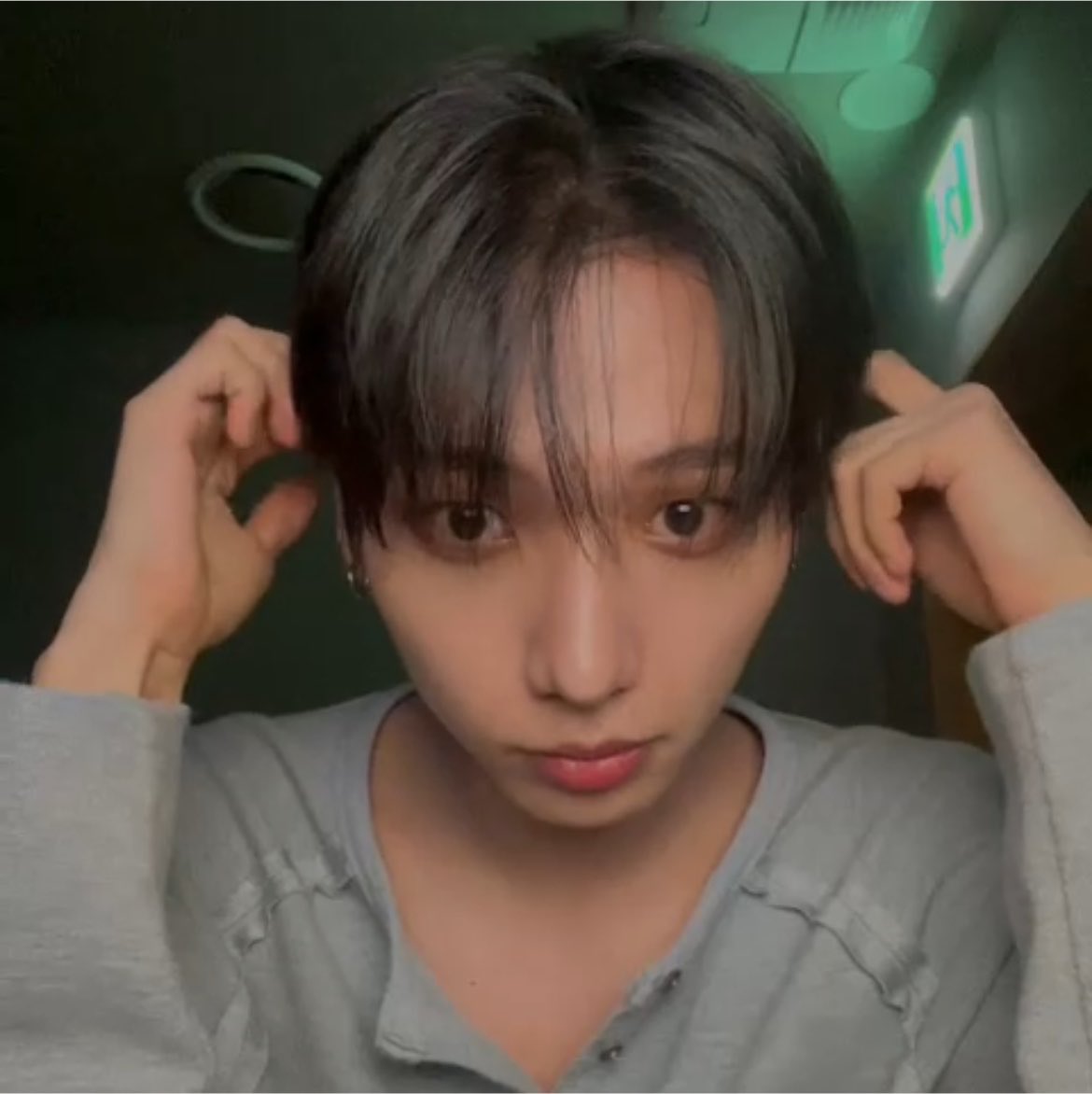 meongpeuz's tweet photo. 명벅명벅 🤏🏼 https://t.co/i7L5ICBPqp