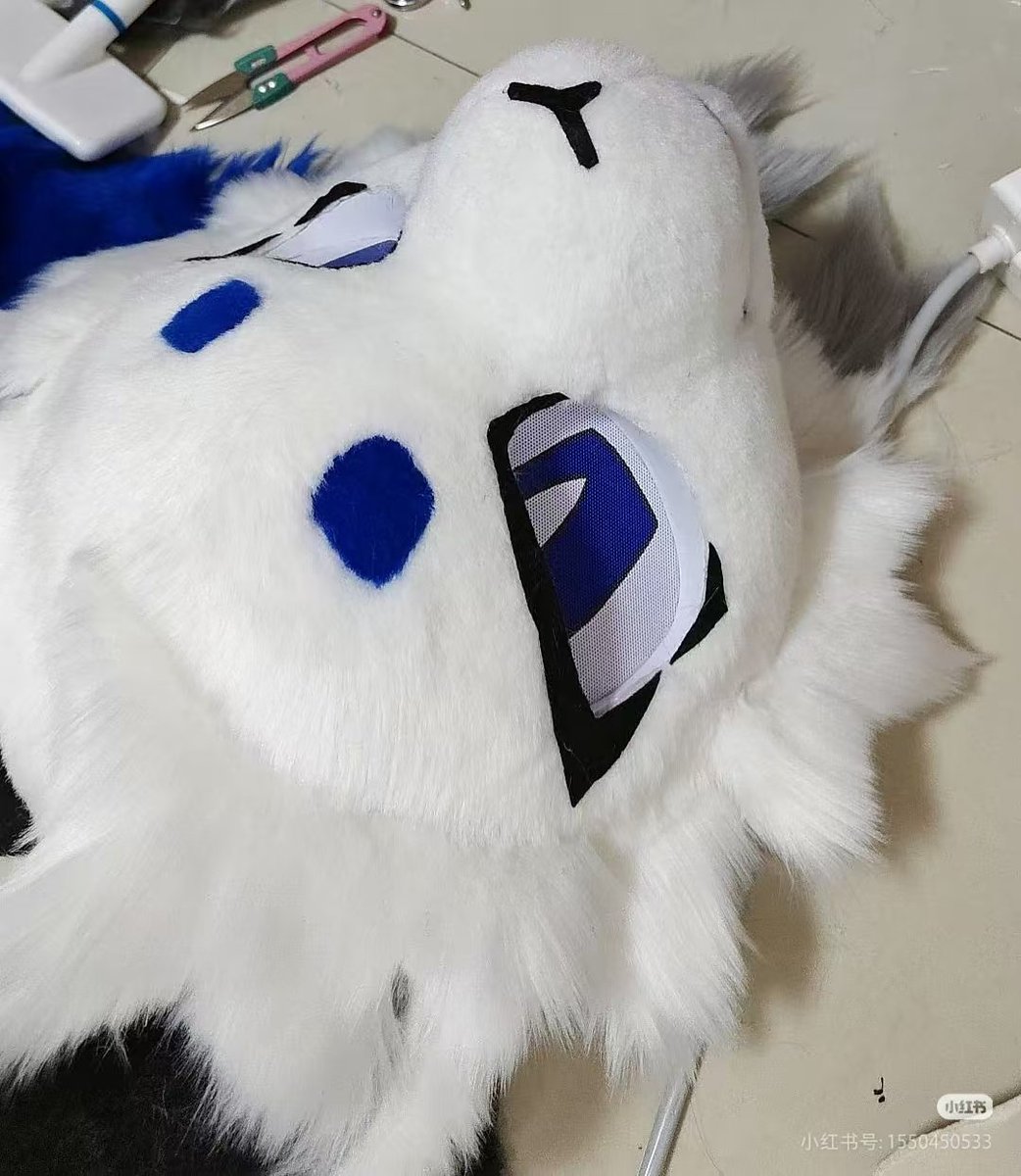 apcapcapco's tweet photo. 大兔子小臭嘴 #fursuit  #fursuitmaker #兽装 #兽装师 https://t.co/0aYtfzSPSd
