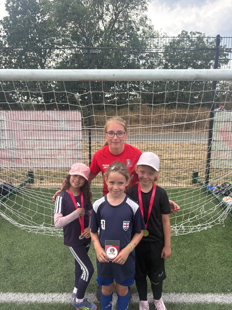 FSD_CACT's tweet photo. πβ½ A fantastic start to our Summer Kellogg's Football Holiday Courses!
Congratulations to all of our week 1 award winners π
The effort, attitude, teamwork & enthusiasm shown throughout the week were outstanding and we're so proud of everyone who took part. π
#CACTFSD #cafc https://t.co/UFcupN1l93