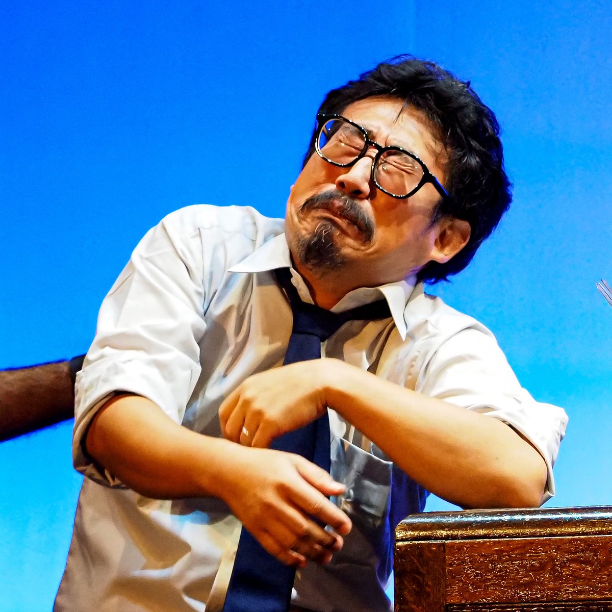 syk64's tweet photo. #鈴木貫太郎 の想い #市川九團次 の想いがつまった舞台 #永遠の微熱
8月7,8,9の３日間、千葉県野田市 #興風会館 にて開幕です！
そして #野田YEG の諸君！ちゃんと藤井くんも出るよ〜🤣 他にも市民キャスト多数参加します！
当日券もあるので、是非ご観覧ください✌
https://t.co/JyojkQZV98
#舞台写真 https://t.co/gQs4x3hMsk