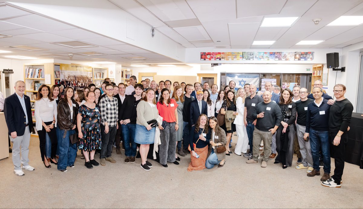 RamazSchool's tweet photo. Going down Ramaz memory lane has been so much fun, especially as we’re about to celebrate Ramaz@90! Check out pics of our alumni at this summer’s 10th, 25th, 50th, and 60th reunions 😍 https://t.co/dRxAQKcObT