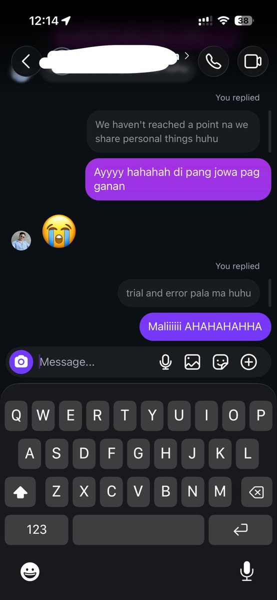 engryanniee's tweet photo. Us in 3 different apps with 3 different topics HAHAHAHAHA https://t.co/c0pnDaNmLe
