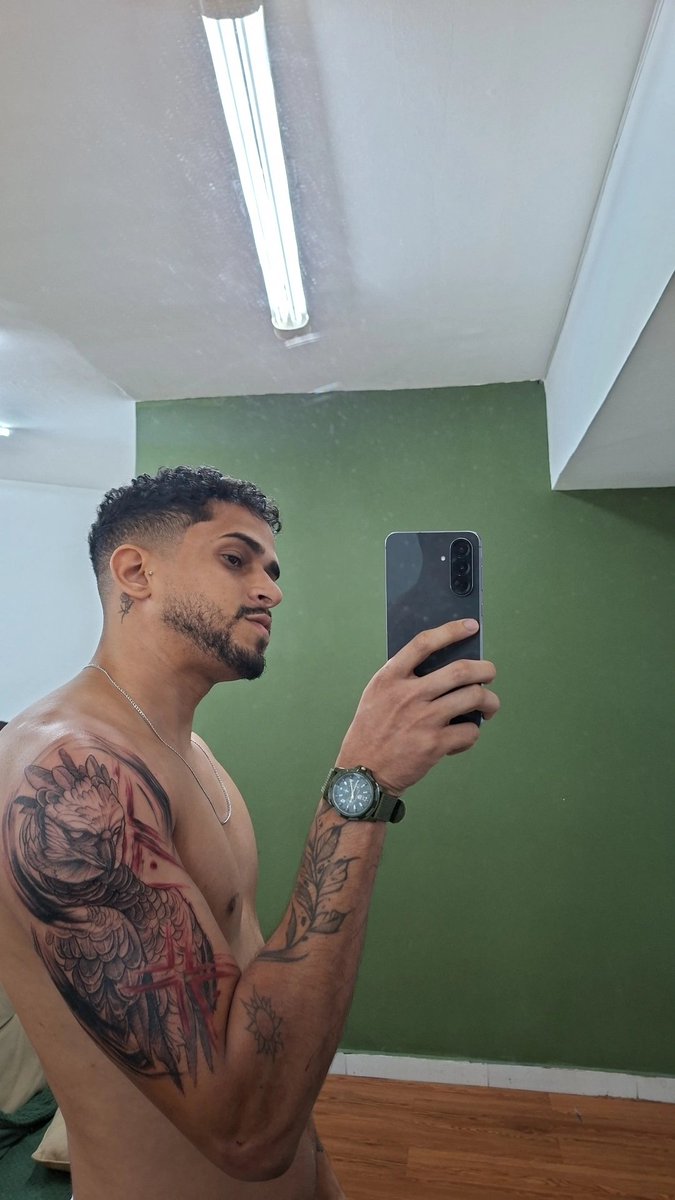 eulalindo's tweet photo. Só pra mostrar minha nova tatto aqui https://t.co/gT2x7LTTgE