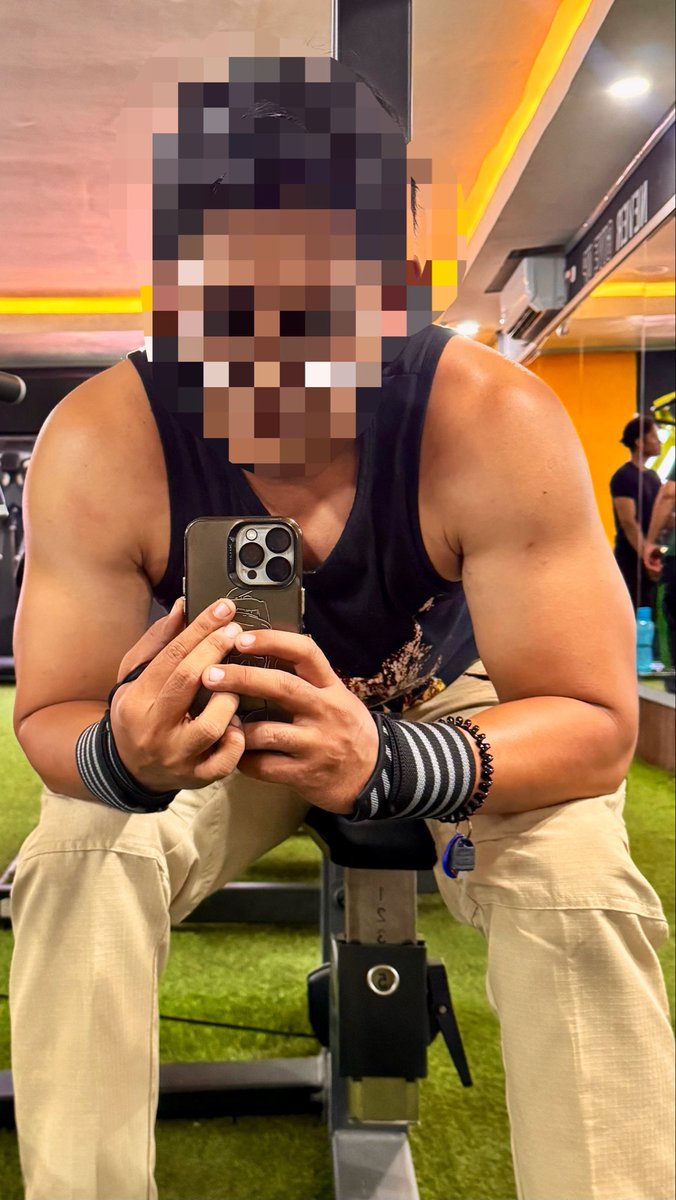 pejantansakit's tweet photo. semakin lama gym semakin insecure kurang mulu https://t.co/ODBDI3ypF4