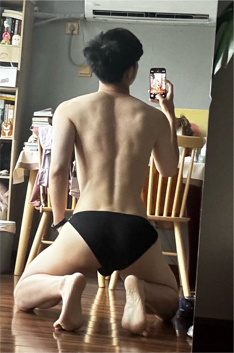 Alien50jz's tweet photo. 有上海厕s吗？新手想开发黄金，想变成无脑吃屎狗，周六可以玩 https://t.co/wIrc7QgRVY