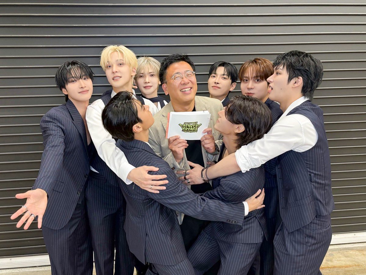 maltese_1213's tweet photo. ウヨン毎回、古家さんの隣を死守してるのガチ可愛い
教育実習とかできた先生にやたら懐くガキすぎる https://t.co/bujqAKPdPQ