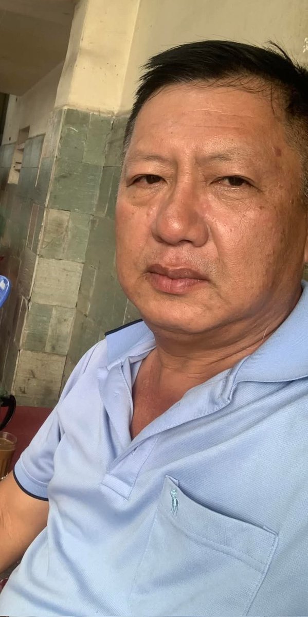 kh_oldman's tweet photo. ម្ជាស់បងនៅ​ តាខ្មៅ​សង្ហាខ្លាំងណាស់
ក្ដវិញអេមណាស់​ ចង់មេីលVideoពេញឆាតមកបង👌 https://t.co/QniSpQRTjy