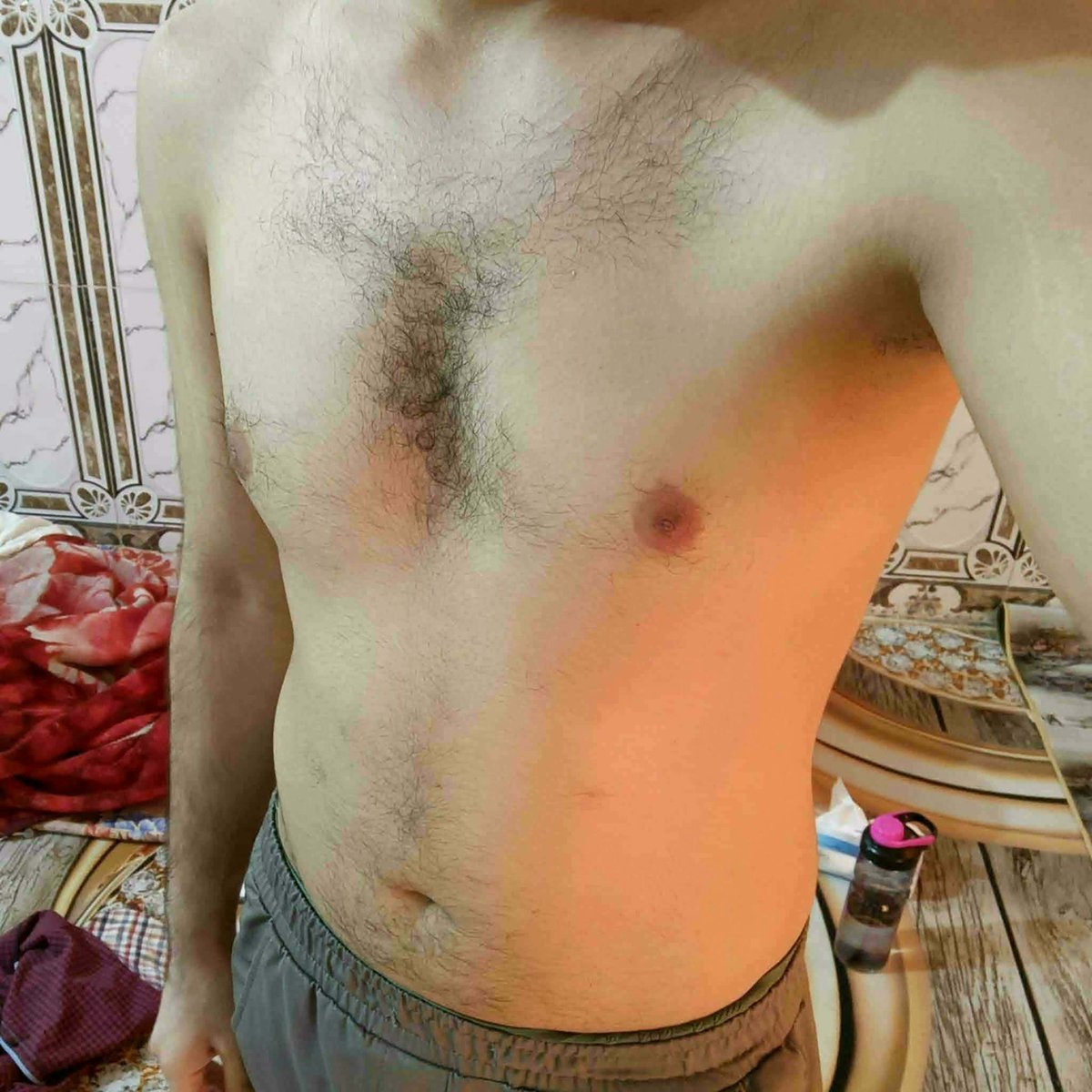 msxnxxms's tweet photo. @gailaunnoceun انا محمد موجب فحل و مدرب مساج رجالي وحريمي في المنازل من مصر 42 سنه جد والله العظيم https://t.co/nMO6liEjS6