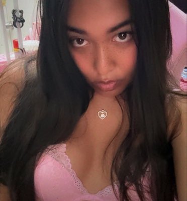princessedilina's tweet photo. #NewProfilePic https://t.co/cXqsoEsmys