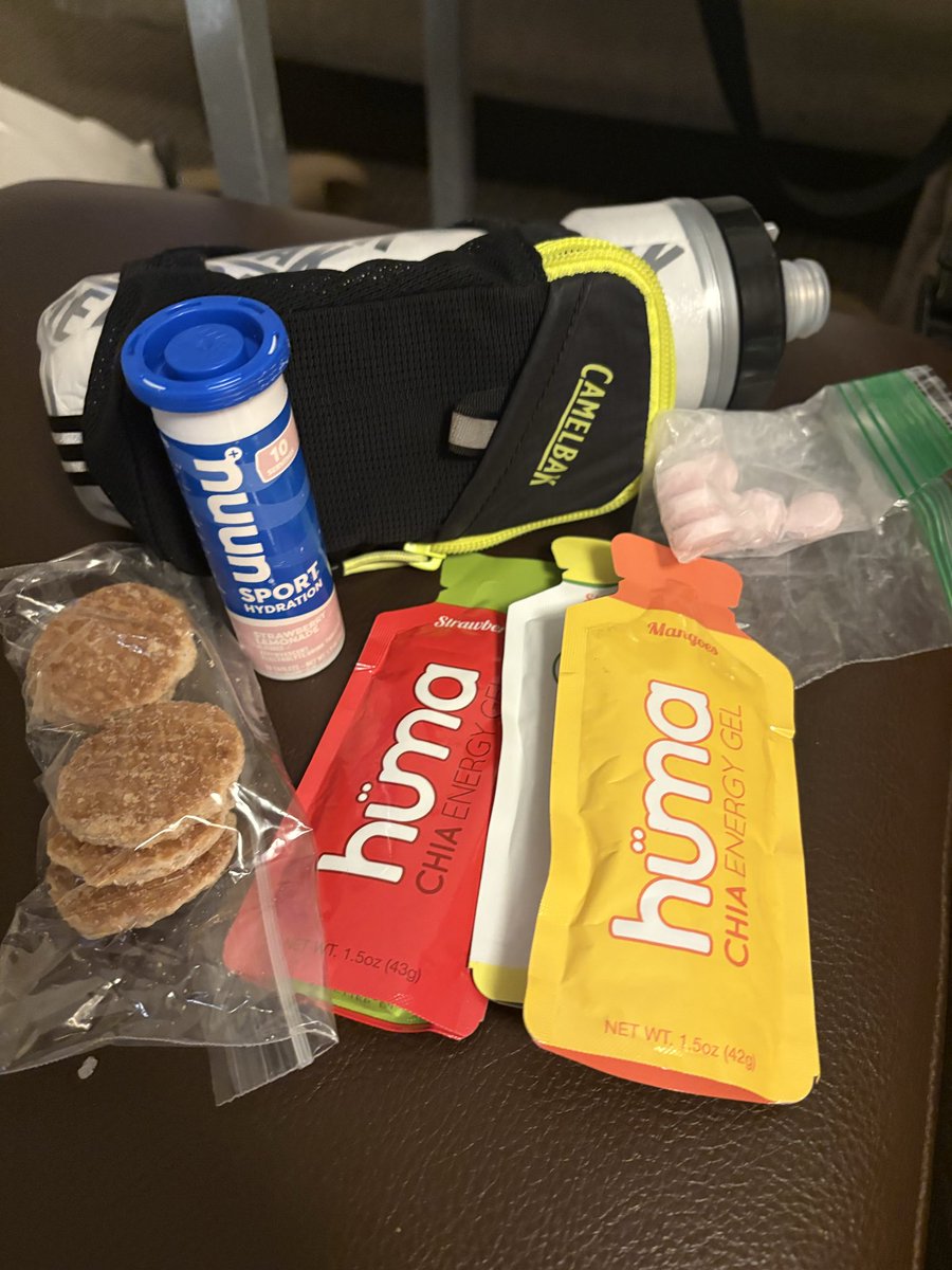 _LivinADream's tweet photo. #racedayfuel the mini @HoneyStinger waffles prefect for pre-race and while on the course and needing a small snack https://t.co/5LbF6YEwAf