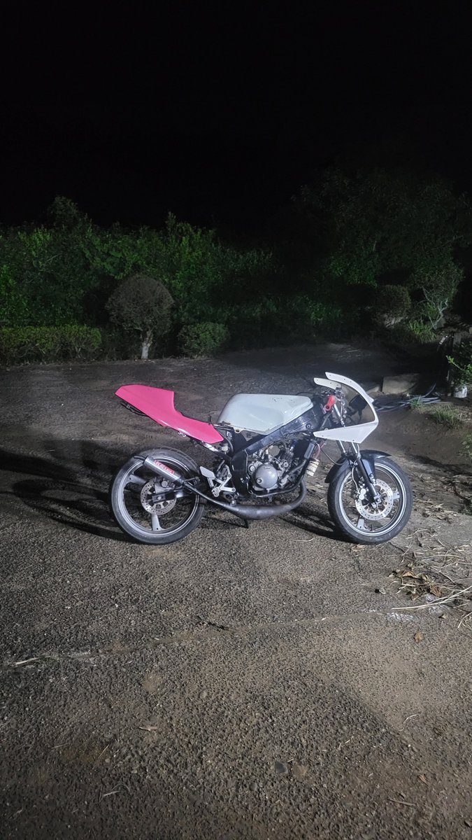 k6_tz1's tweet photo. やっぱYAMAHAだよな https://t.co/yXUXcXNbsf