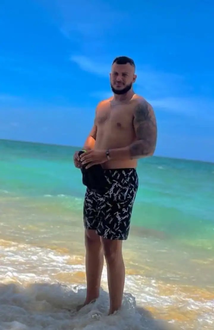 TerryAnaya10's tweet photo. Quirn tiene algo de el? 🤫🥵
Nixon Barreto https://t.co/ycu5MispOy
