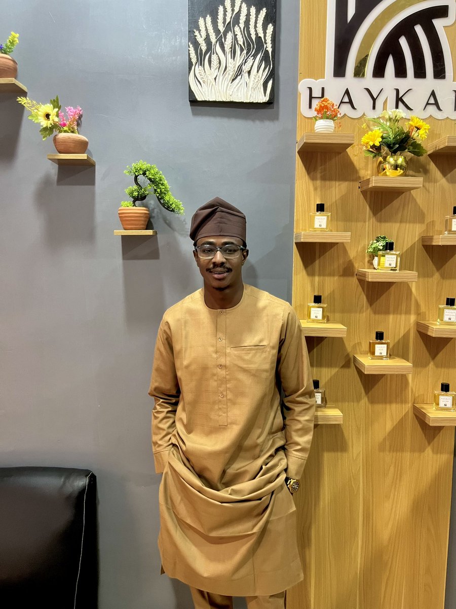 Yahya7YIKs's tweet photo. Think perfumes, think HAYKAN.⭐️

You’re just a DM away. 🫵🏾 https://t.co/lil4Ufe1Zg