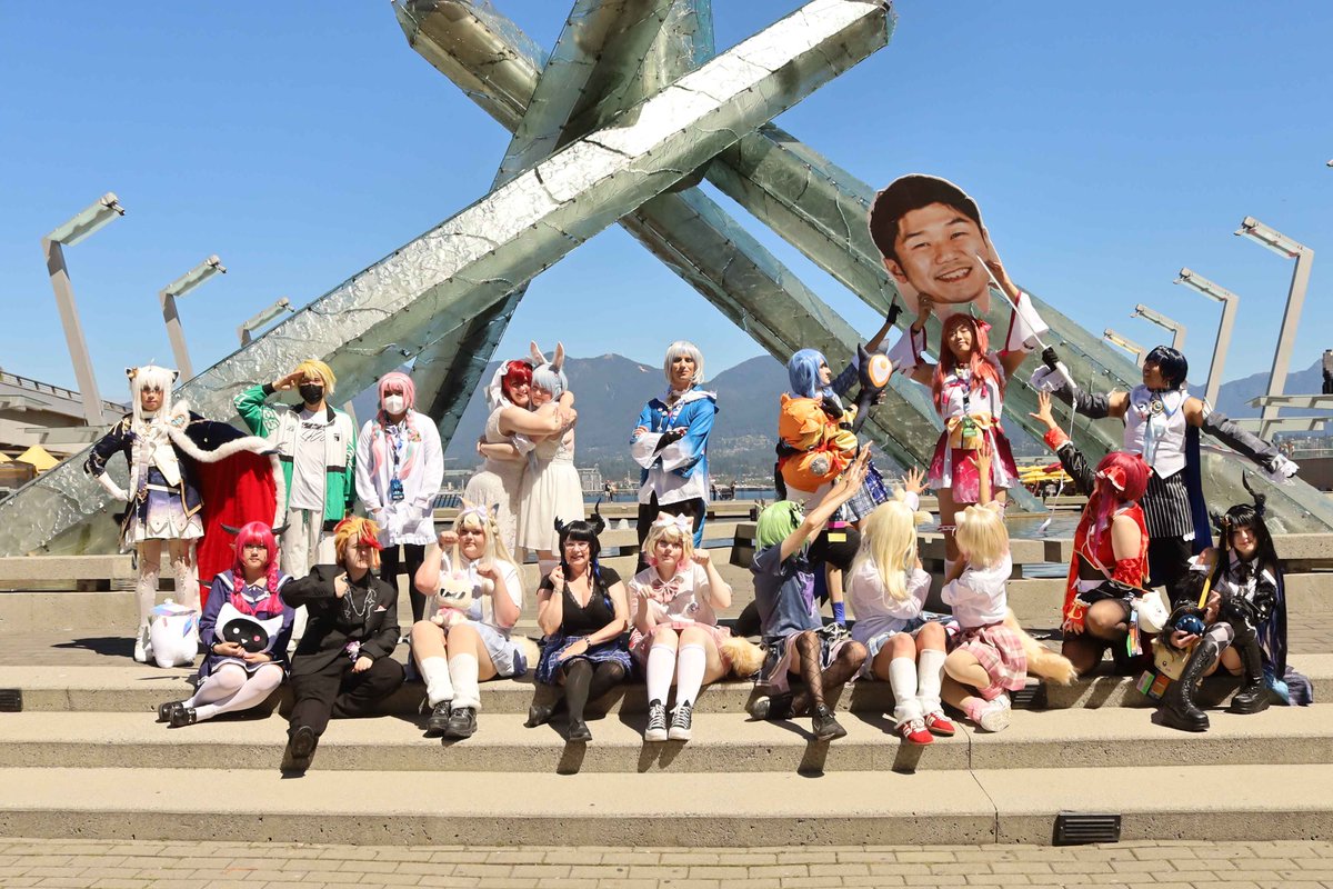 VHallaVTHub's tweet photo. 🎉Thank You for joining our AniRevo 2026 Meetup!🎉 

What an incredible weekend! Thank you to everyone who attended, whether you came to cosplay, take photos, or simply hang out with the community!

We'd love to hear about your favorite meetup moments! Share your photos, stories, or tag us in your posts so we can relive the fun together!

📷: @/sharcography (IG)

#Anirevo2026 #Anirevo